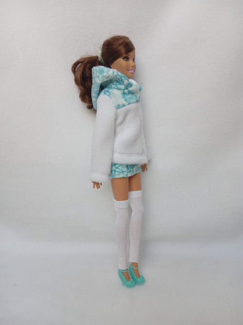 Mikinka pro Barbie — foto 2