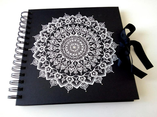 Album černý Mandala — foto 2