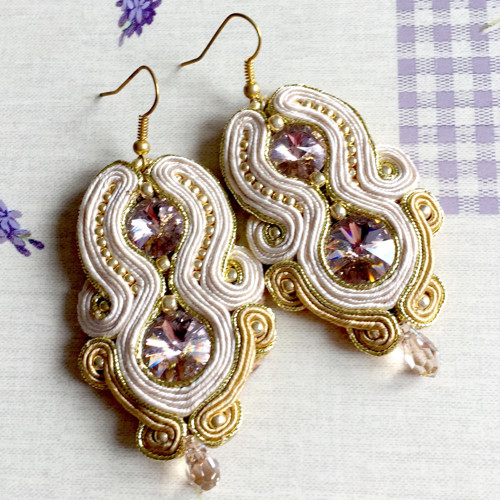 Soutache náušnice "Gold and Peach" — foto 4