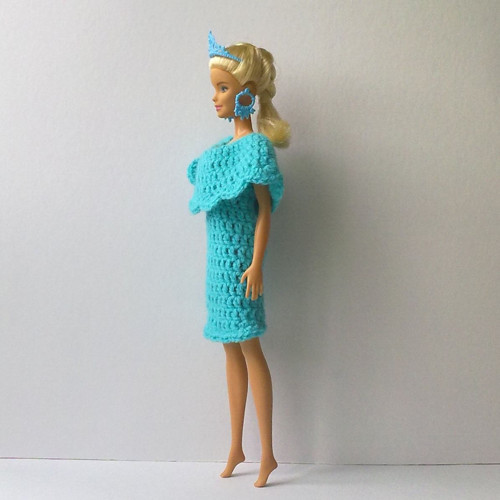 Oblečky pro Barbie - šaty + korunka, náušnice — foto 5