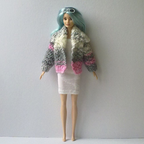 Oblečky pro Barbie - kabátek — foto 3