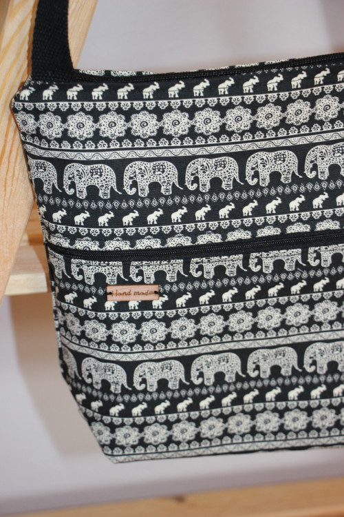Crossbody sloni na černé — foto 2