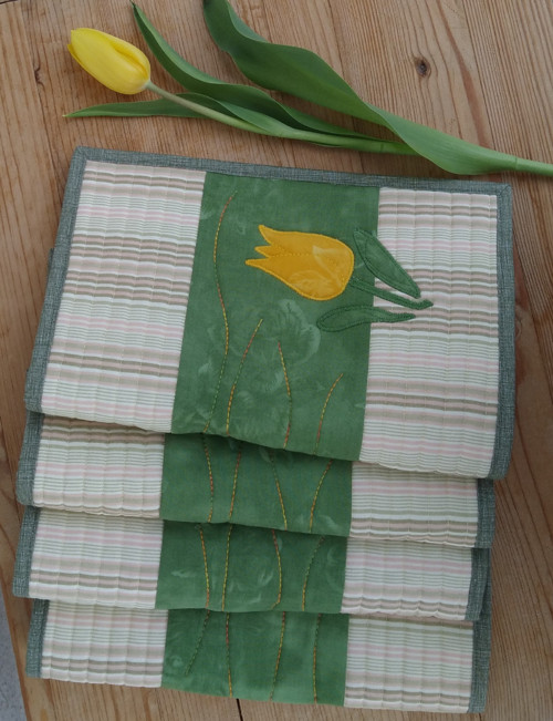 Prostírání s tulipány — foto 4