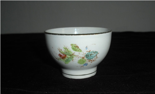 Starožitná porcelánová MISTIČKA, ruční malba — foto 2