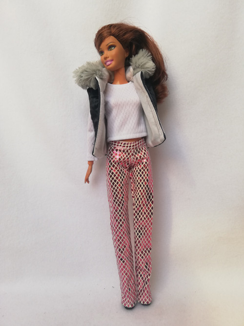Vestička pro Barbie — foto 3
