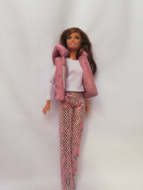 Vestička pro Barbie — foto 2
