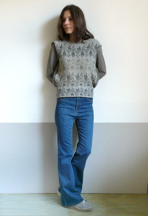 Vesta šedá vzorovaná — foto 5