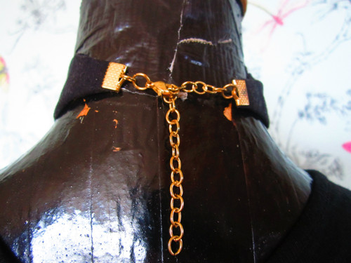 Choker vyšívaný — foto 4