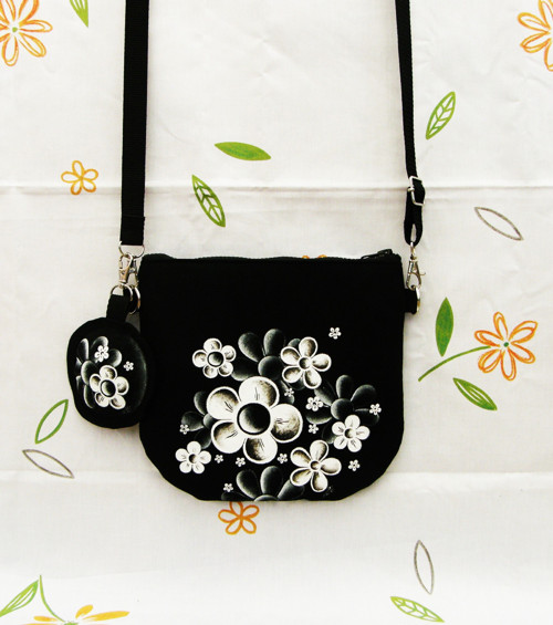 Pulkulatá crossbody-*černobílá elegantní* — foto 2