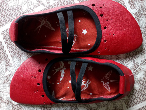 Červené barefoot — foto 3