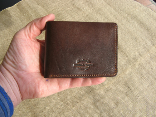 JONAS castagno- i s monogramem — foto 2