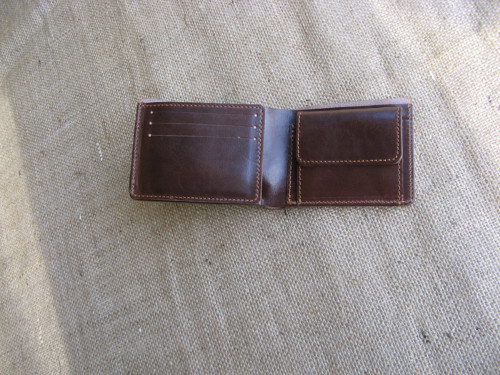 JONAS castagno- i s monogramem — foto 5
