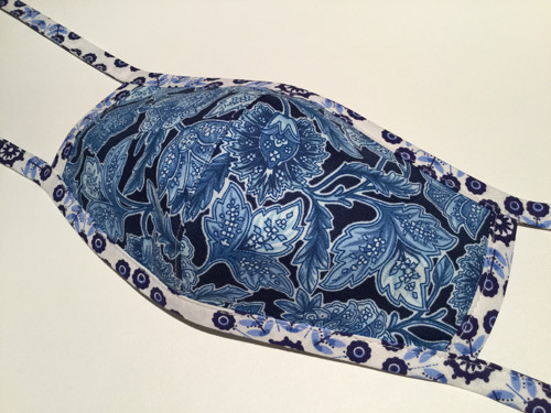 BLUE AND WHITE no. 2 ... — foto 2