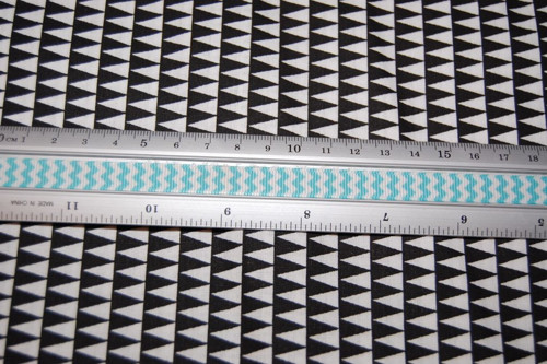 Bavlněná látka : Mini triangles black — foto 3