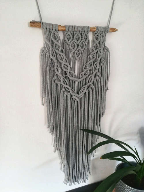 Macrame dekorace v šedé barvě — foto 2
