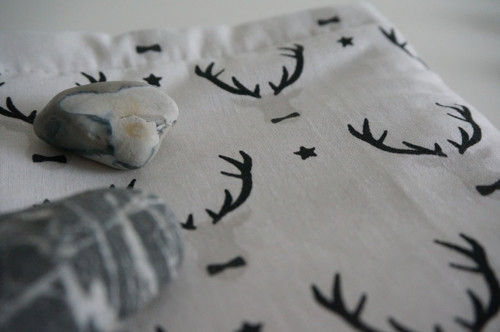 Chňapky DEER IN LINE — foto 2