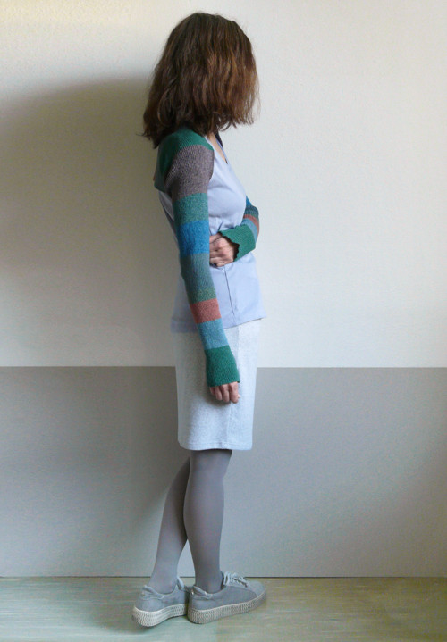 Pásikový shrug-rukávy — foto 5