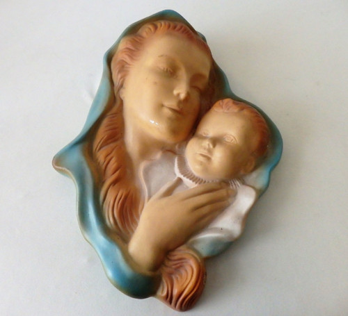 Plastika Madony s dítětem — foto 3