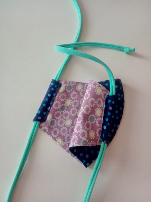 Polka Dots on Navy ... bavlněná rouška — foto 5