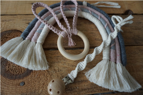 Macramé kousátko - růžový zajíček — foto 4