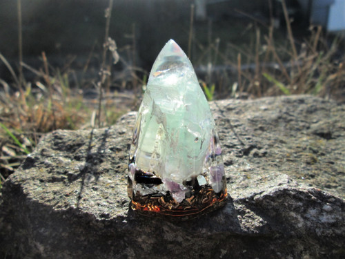 Org. těžítko ,, Vyšší mysli " s fluoritem — foto 5