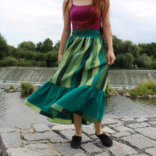Sukně Patchwork zelená s výšivkou — foto 2