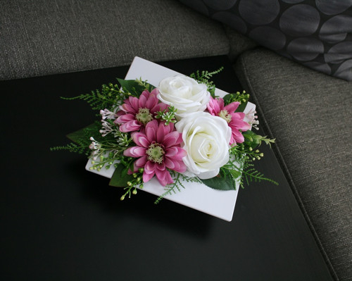 Ikebana s kaméliemi a chryzantémami — foto 5