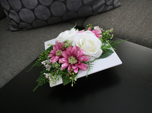 Ikebana s kaméliemi a chryzantémami — foto 6