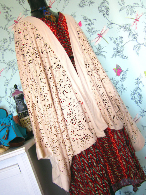 Kardigan boho krajkový — foto 5