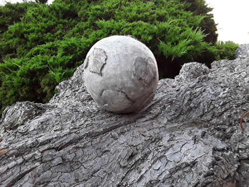 Betonová koule "Lístečky" — foto 6