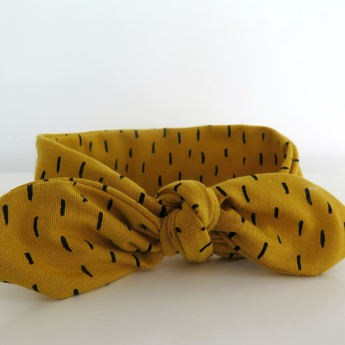 Čelenka s uzlíkem — foto 2