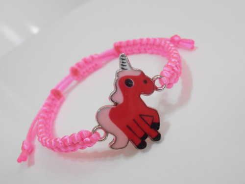 "Unicorn" - dětský náramek (macramé) — foto 2