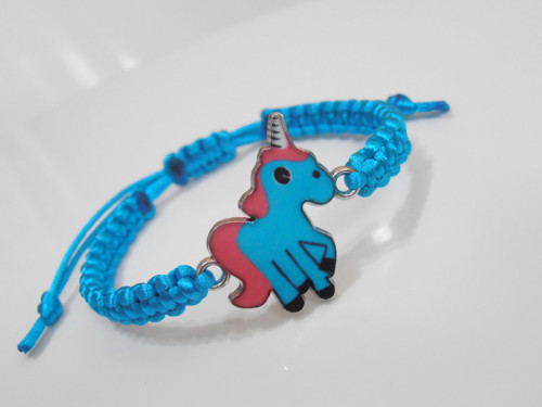 "Unicorn" - dětský náramek (macramé) — foto 4