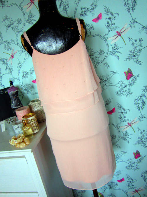 Šaty swing v powder pink — foto 5