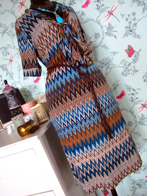 Šaty ve stylu Missoni — foto 4