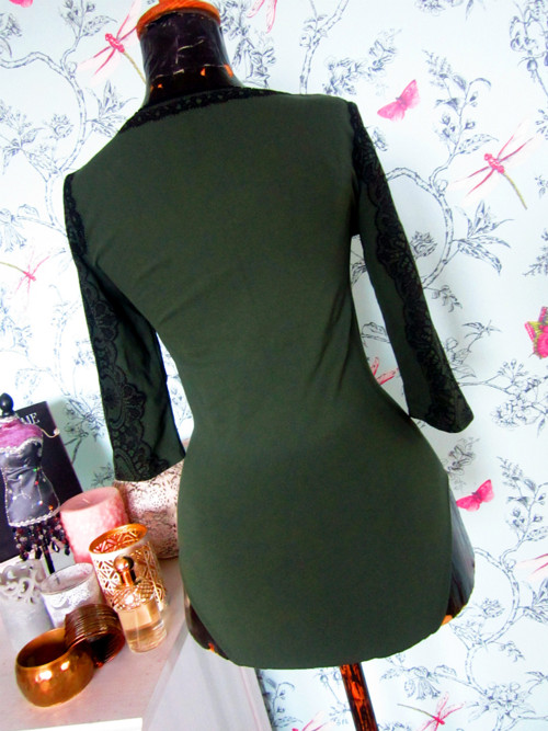 Body tattoo v khaki — foto 5
