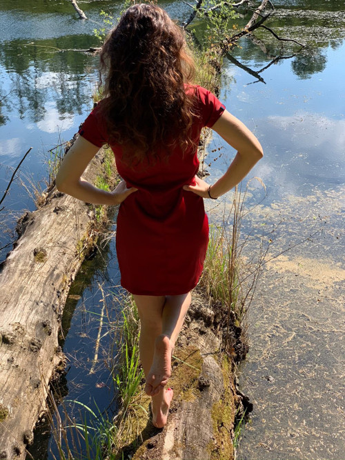 ŠATY rudé — foto 4