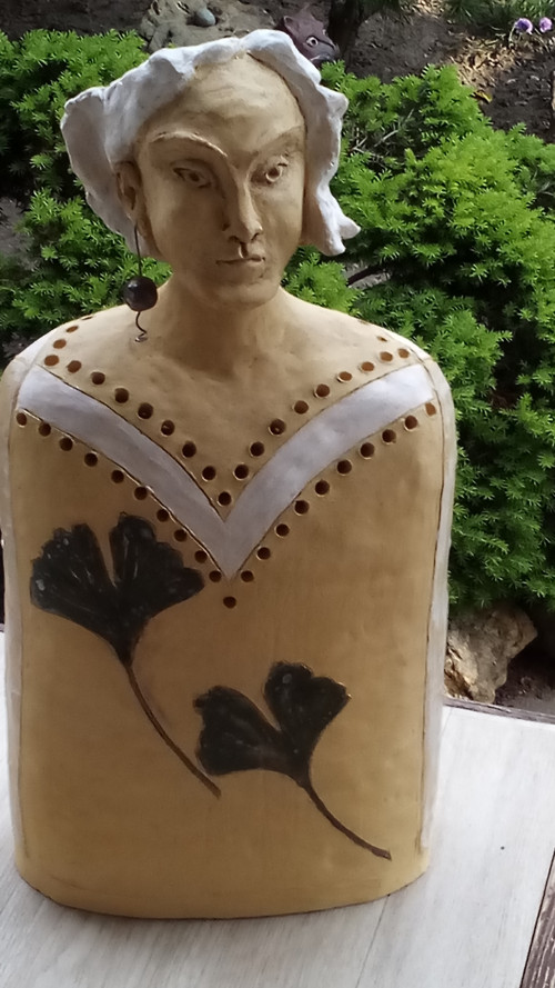 Žena s náušnicí — foto 5