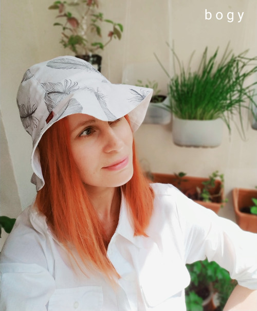 Letní romantický klobouk na vázání, peříčka — foto 6