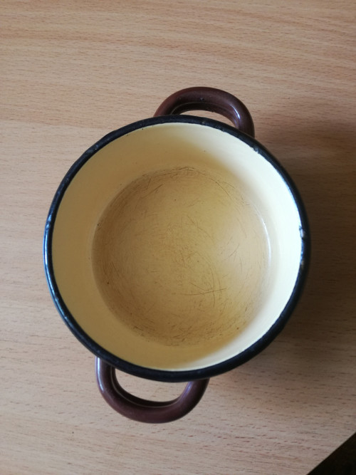 Smaltovaný kastrůlek — foto 2