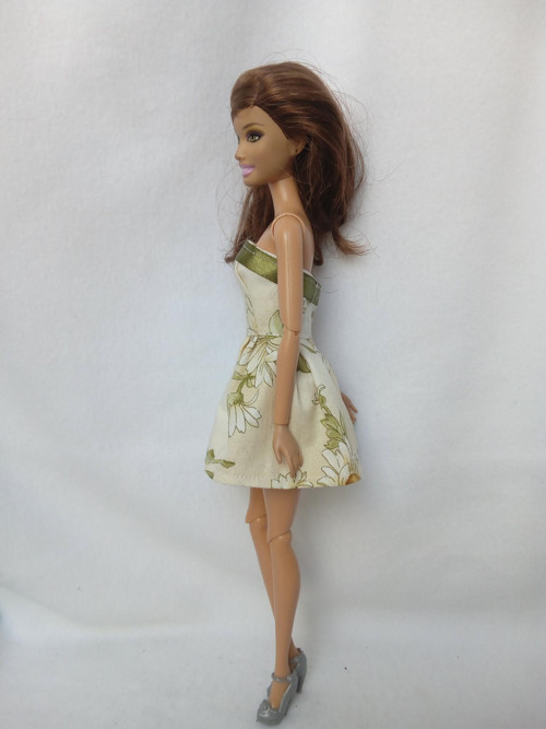 Šatičky pro Barbie — foto 2