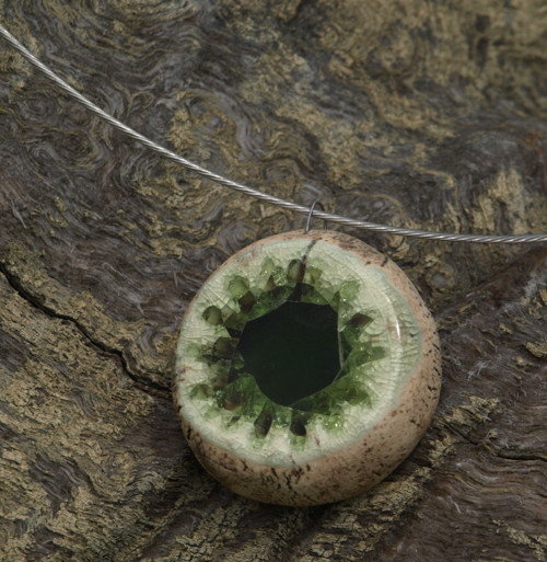 Green in circle — foto 2