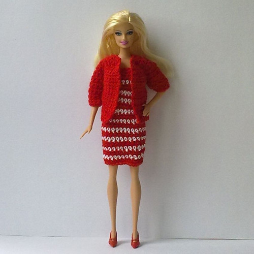 Oblečky pro Barbie - šaty, kabátek + botičky — foto 2