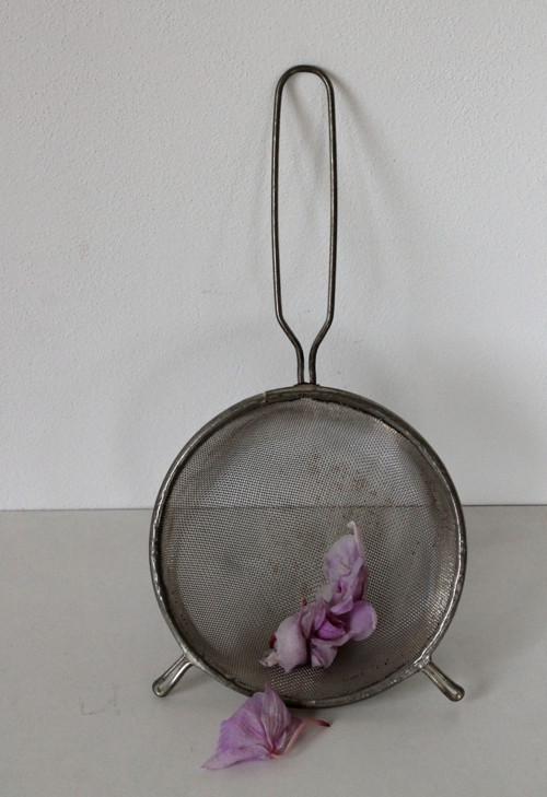 Kovový cedník 16 cm — foto 2