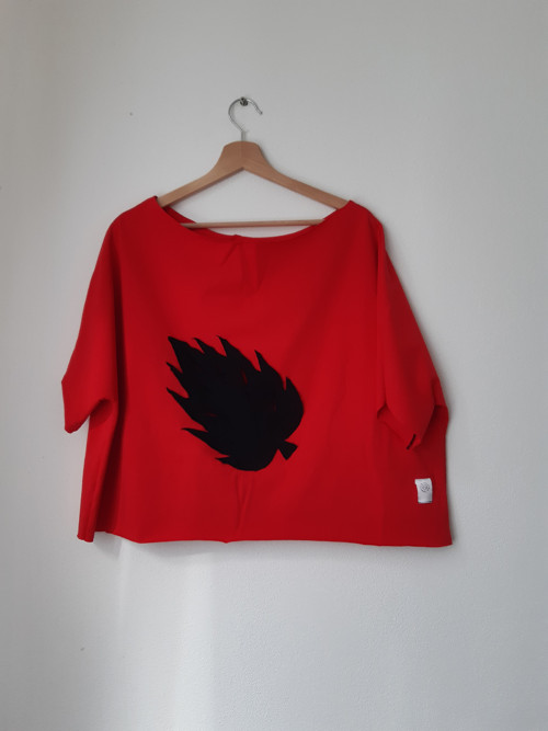 Tričko červené (Crop top) — foto 5
