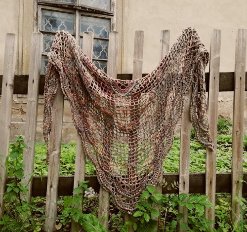 Zasněným létem, co kvítím voní ...háčkovaný — foto 4