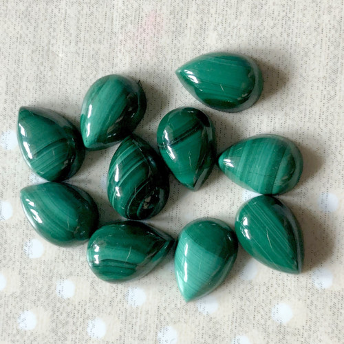 Malachit kabošon slza 10x7mm — foto 2