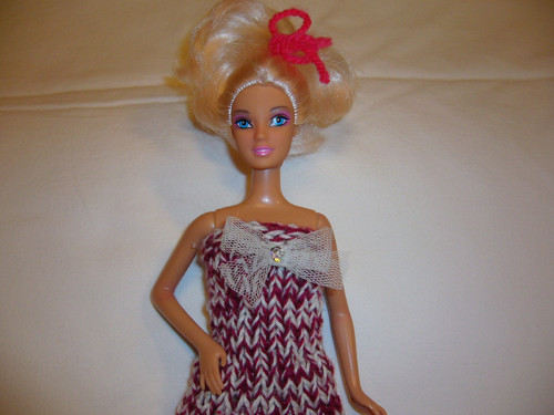 Barbie - červenobílé šatičky — foto 2