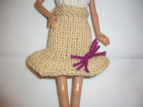 Barbie - béžová sukýnka — foto 2