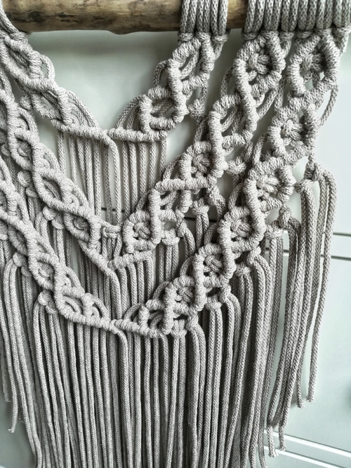 Macrame dekorace v barvě světlé kávy (latte) — foto 3